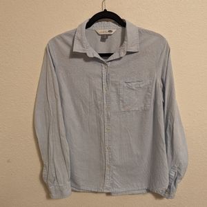 Women's Old Navy Large The Classic Shirt, Light Blue Chambray Button Down